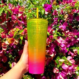 💛NEW💗Starbucks Summer 2022 ‘Lemon’ Neon Yellow & Pink Ombre Grid Tumbler